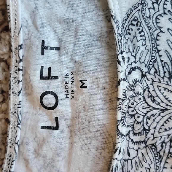 Ruffle shoulder short sleeve top - Picture 2 of 4